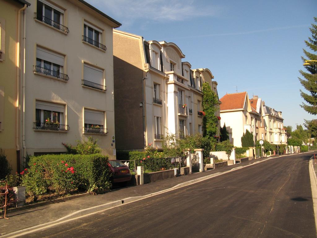 Les Chambres De L'Ile Longeville-les-Metz Luaran gambar