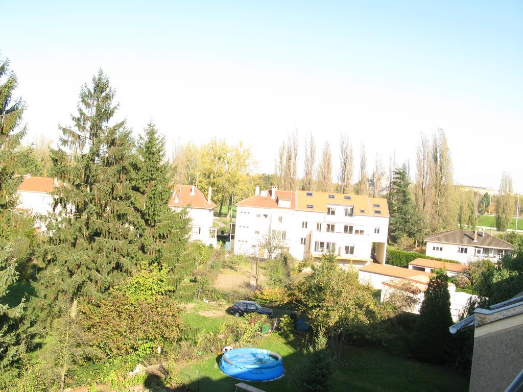 Les Chambres De L'Ile Longeville-les-Metz Luaran gambar